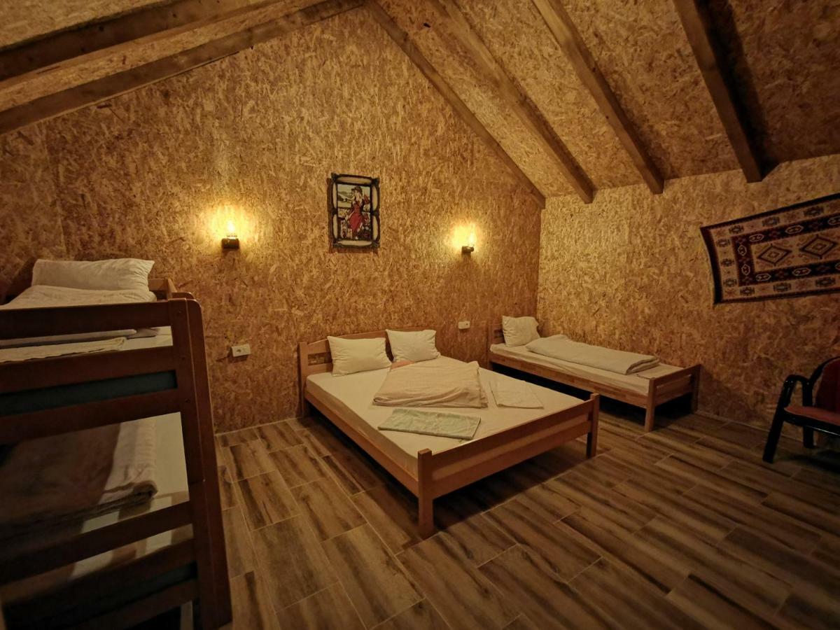 Eko Katun Rosi - Old Tower Hotel Gusinje Luaran gambar